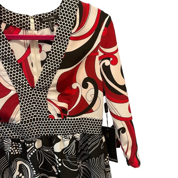 NWT Daisy Fuentes dress size M - Picture 2 of 10